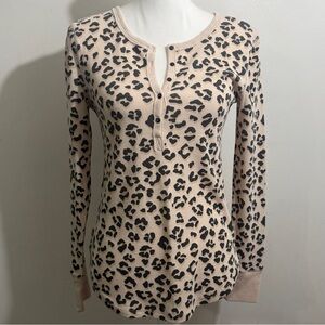 Lucky Brand Leopard Print Waffle Knit Henley Top — Size Medium